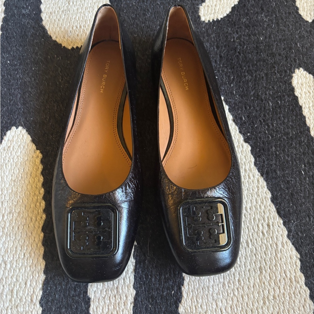 Tory Burch Black Leather Loafers - Picture 2 of 7